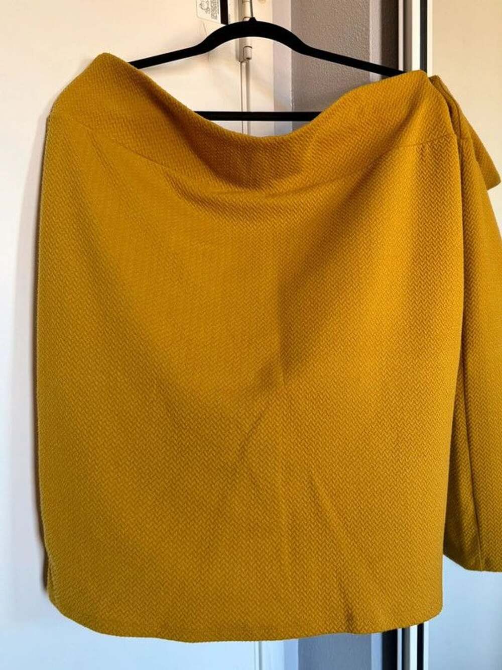 LuLaRoe Mustard Yellow Cassie Pencil Skirt - Size 3XL (Plus Size 24/26)